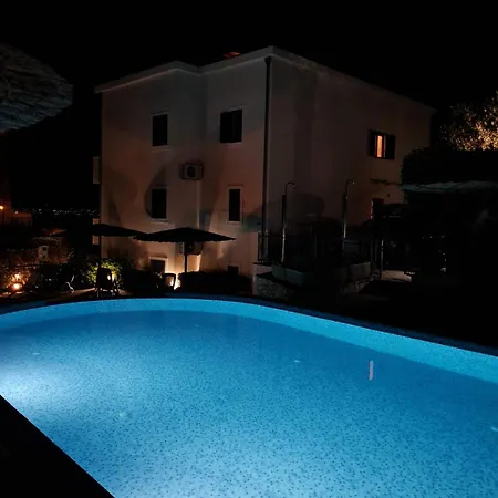 Apartment Relax Villa Salena Slatine Exterior photo